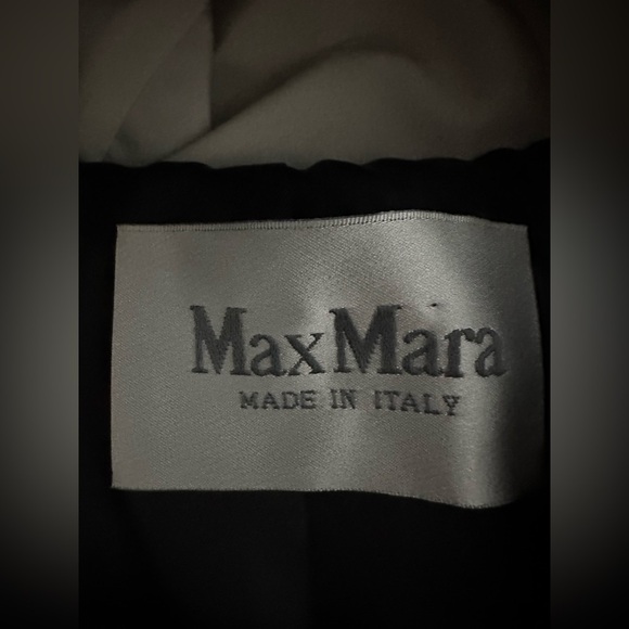 Black Ruffled Hoodie Zip Up Coat /Jacket one size Pea coat - Picture 3 of 6